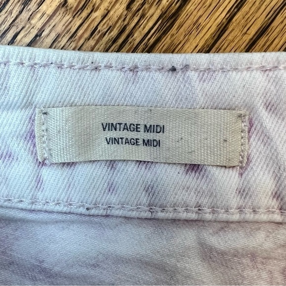 Universal Thread Size 4 / 27 Purple Acid Wash Vintage Stretch Midi Denim Shorts - Picture 4 of 10